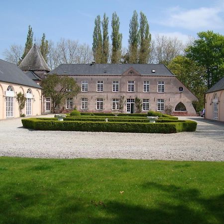B&B Chateau Bagatelle Frasnes-lez-Anvaing Exteriör bild